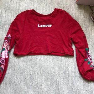 H&M Red cropped long sleeve crewneck